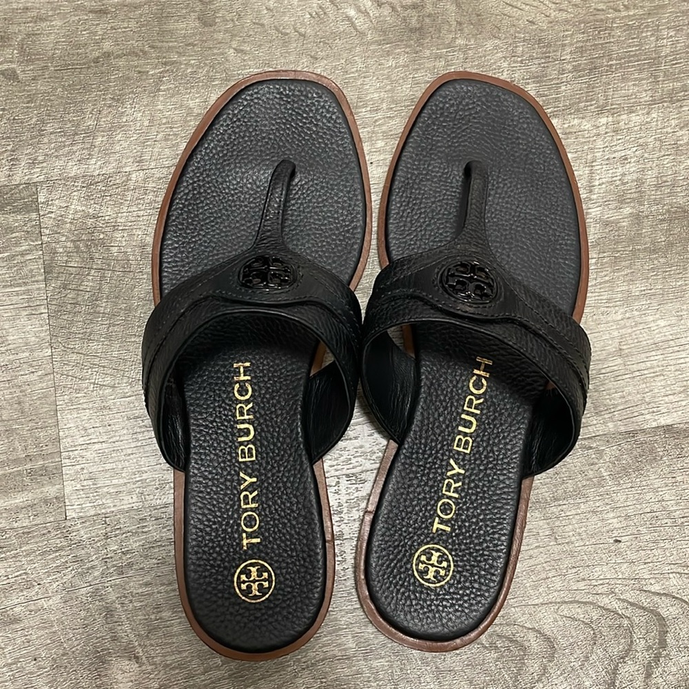 Tory Burch sandal - size 7